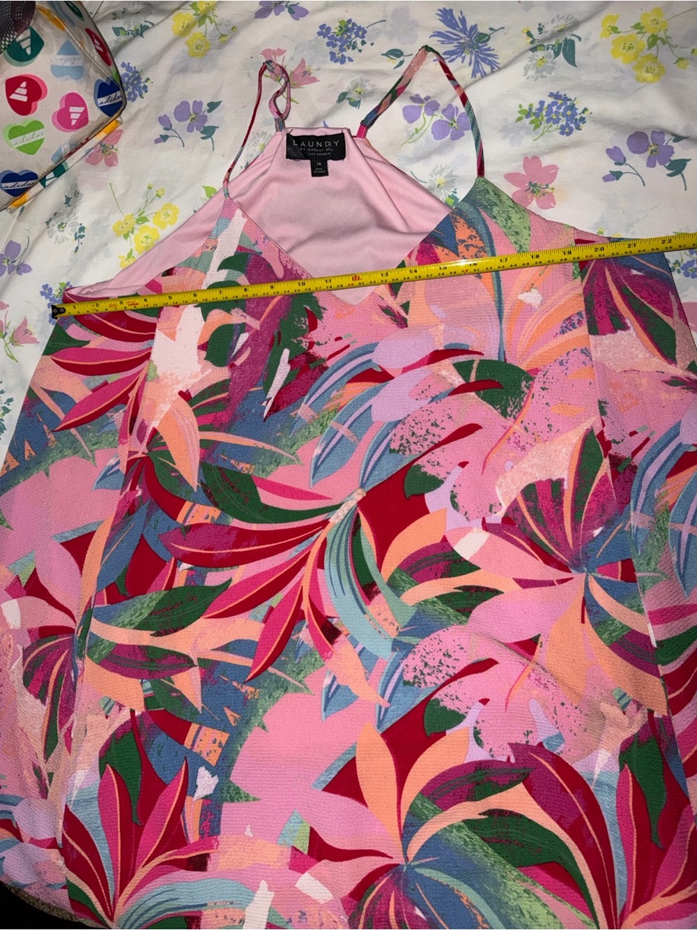 Women’s Pink Tropical Print dress - Picture 4 of 6